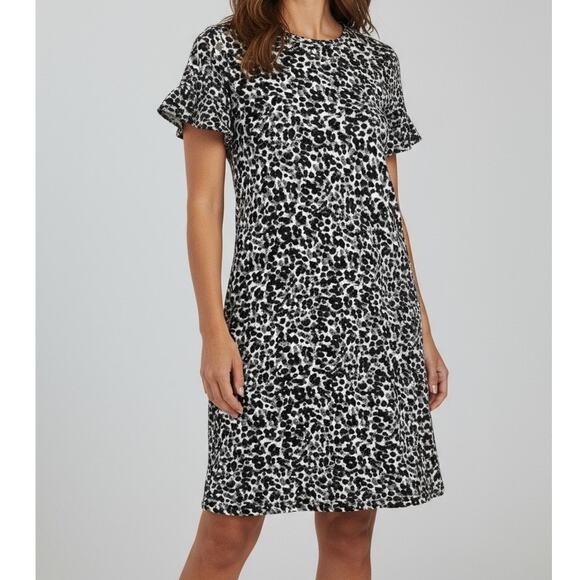 Ellen Tracy Dresses & Skirts - Ellen Tracy Medium Cap Sleeve Dress with Pockets Black Gray Animal Print